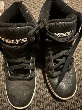 Heelys  Black High-Top Sneakers with White Trim